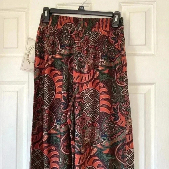 From Rags to Richmans NWT Wide leg Contemporary Paisley Pants size Large - Picture 2 of 7